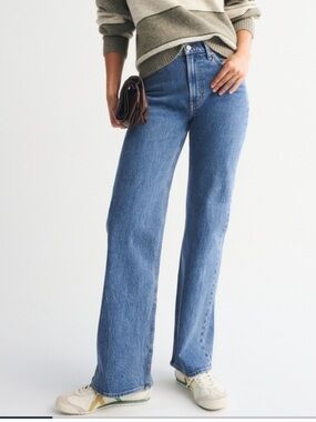 Abercrombie 90s High Rise Relaxed Jeans